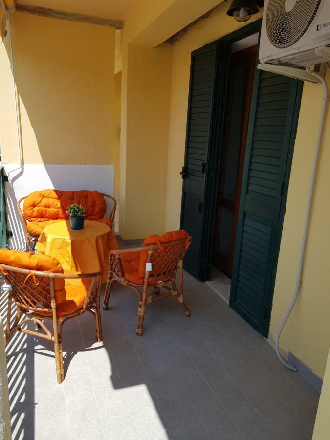 La Pietra Di Noto Hotel Exterior photo